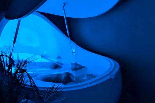 Clip card floating tank